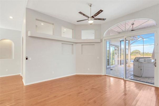 Empty room, Interior, Recessed Lighting, Wood Texture Flooring