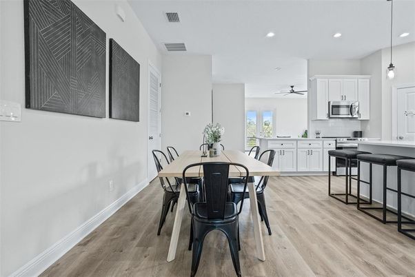 Dining room, Interior, Kitchen, Pendant Lights, Recessed Lighting, Wood Texture Flooring