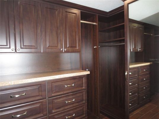 Interior, Walk-in Closets