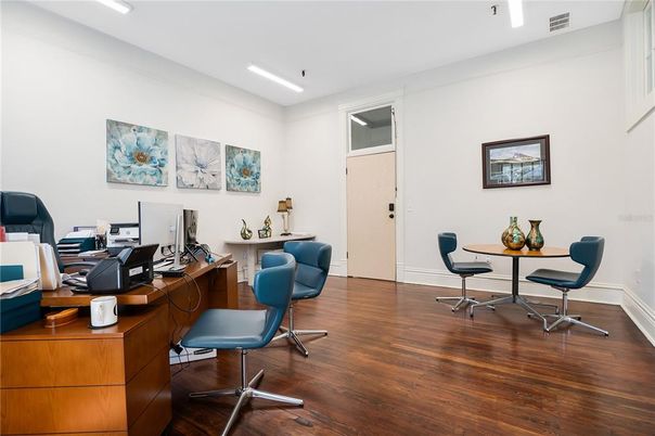 Home Office, Interior, Recessed Lighting, Wood Texture Flooring