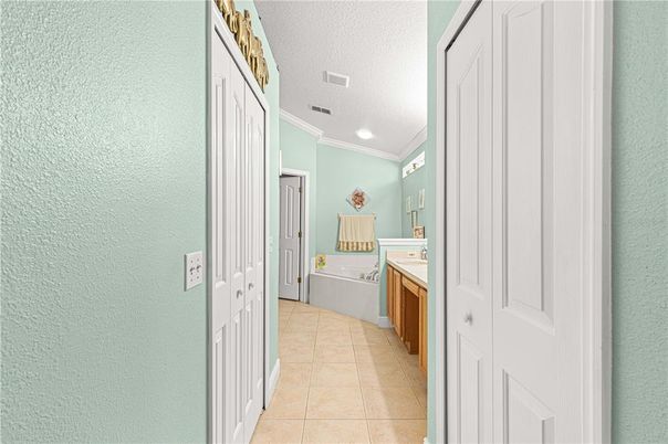 Bathroom, Interior, Recessed Lighting, Washer