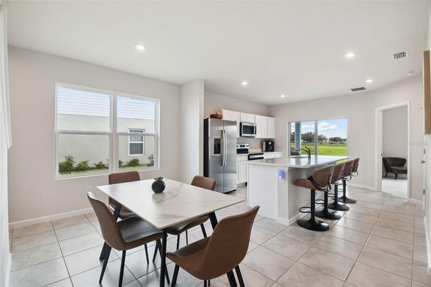 Dining room, Interior, Kitchen, Recessed Lighting, Stainless Steel Appliances