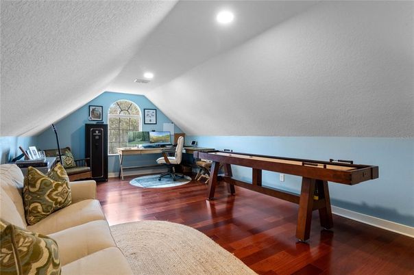 Game Room, Home Office, Interior, Recessed Lighting, Wood Texture Flooring