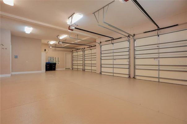 Garage, Interior