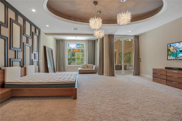 Bedroom, Chandelier, Interior, Pendant Lights, Recessed Lighting