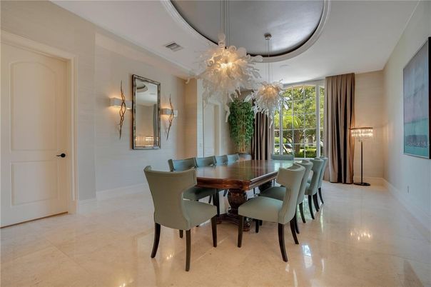 Chandelier, Dining room, Interior