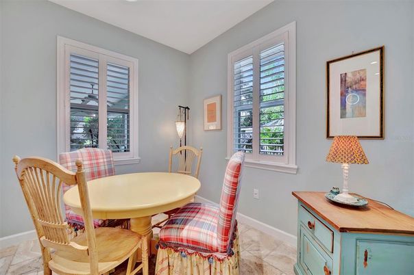 Dining room, Interior