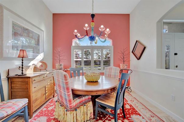 Chandelier, Dining room, Interior