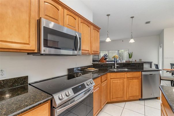 Interior, Kitchen, Pendant Lights, Stainless Steel Appliances