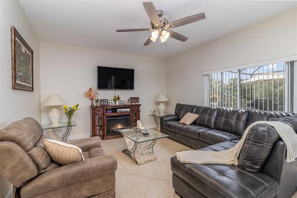Fireplace, Interior, Living room
