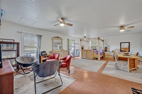 Dining room, Interior