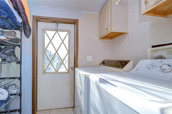 Interior, Washer