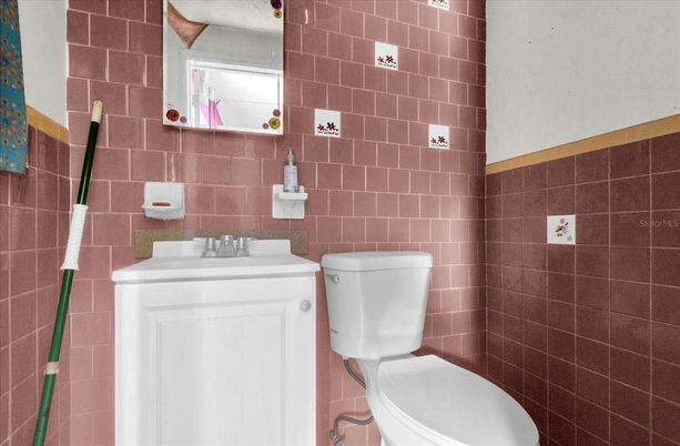 Bathroom, Interior