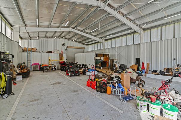 Garage, Interior