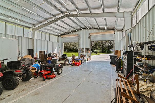 Garage, Interior