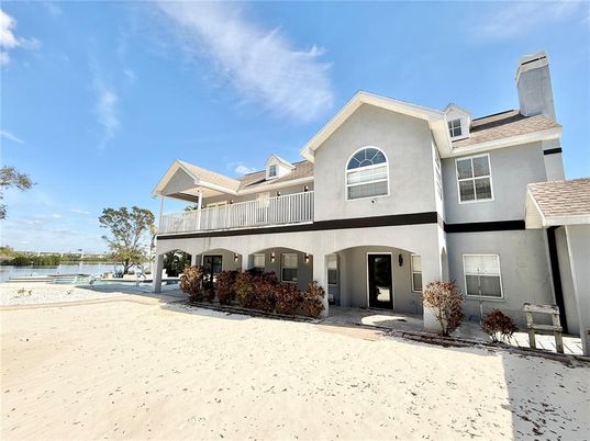 Backyard, Exterior, Water