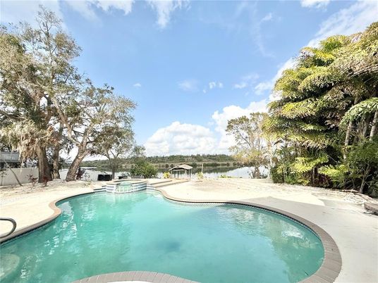 Exterior, Pool, Water