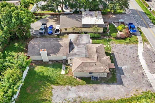 Exterior, Drone