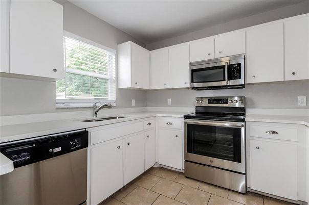Interior, Kitchen, Stainless Steel Appliances