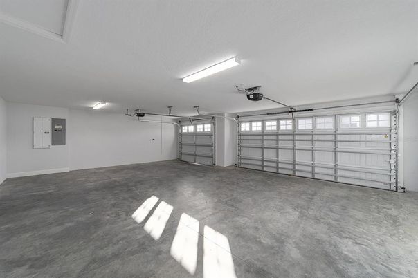 Garage, Interior