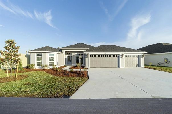 Attached, Exterior, Facade, Ranch