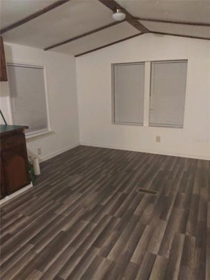 Empty room, Interior, Wooden Beams, Wood Texture Flooring