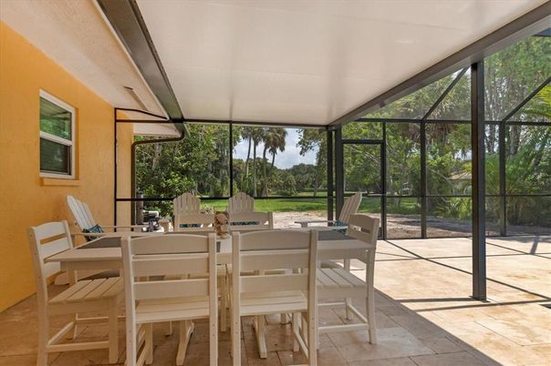 Dining room, Interior, Sun Room