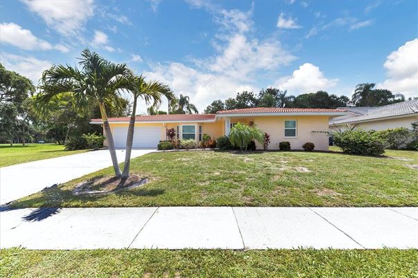 Attached, Backyard, Exterior, Facade, Ranch