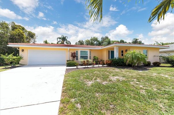 Attached, Backyard, Exterior, Facade, Ranch