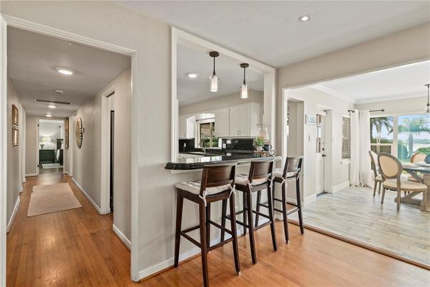 Dining room, Interior, Kitchen, Pendant Lights, Recessed Lighting, Wood Texture Flooring