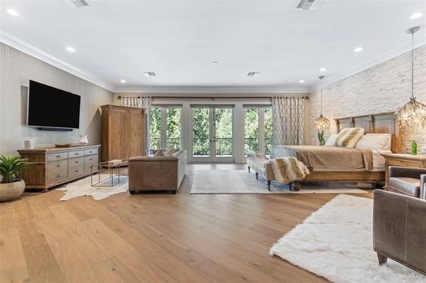 Bedroom, Interior, Pendant Lights, Recessed Lighting, Wood Texture Flooring