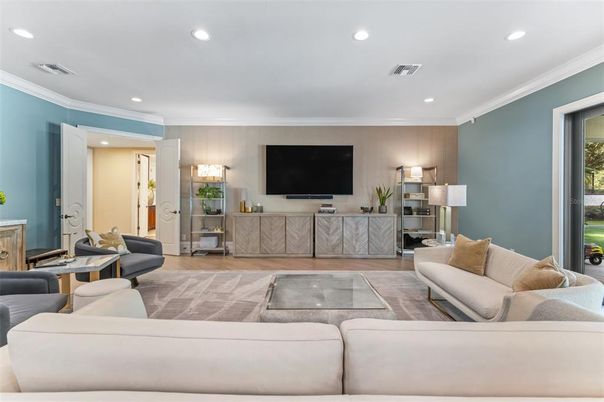 Interior, Living room, Recessed Lighting, Wood Texture Flooring