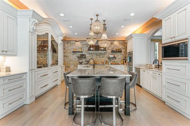 Chandelier, Interior, Kitchen, Pendant Lights, Recessed Lighting, Stone Walls, Wood Texture Flooring