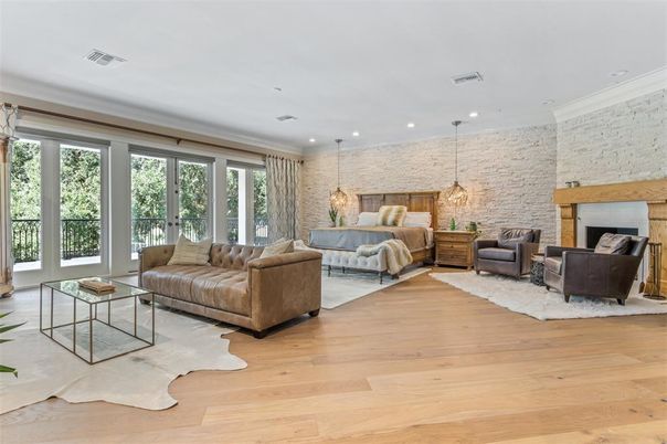 Fireplace, Interior, Living room, Pendant Lights, Recessed Lighting, Stone Walls, Wood Texture Flooring
