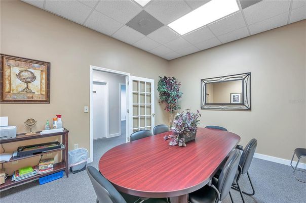 Dining room, Interior