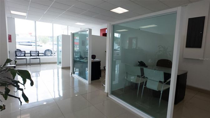 Dining room, Interior, Recessed Lighting