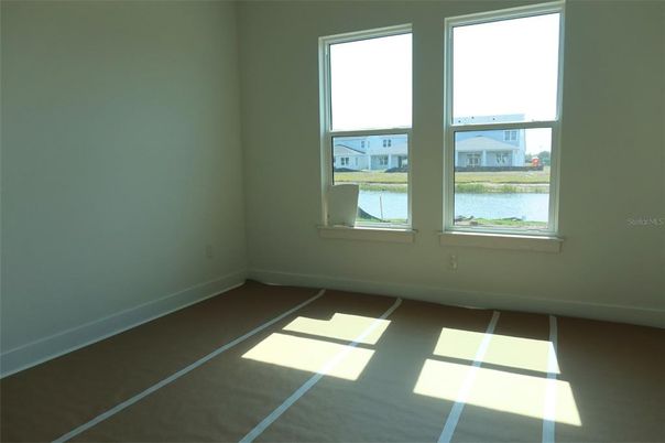 Empty room, Interior, Water