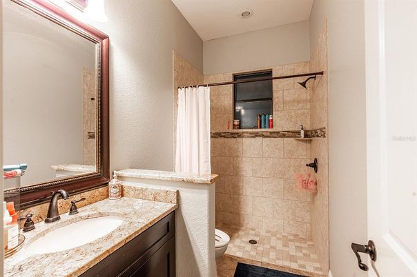 Bathroom, Interior, Recessed Lighting