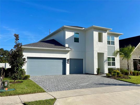 Attached, Exterior, Facade, Modern