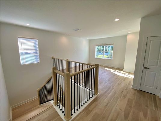 Interior, Recessed Lighting, Wood Texture Flooring