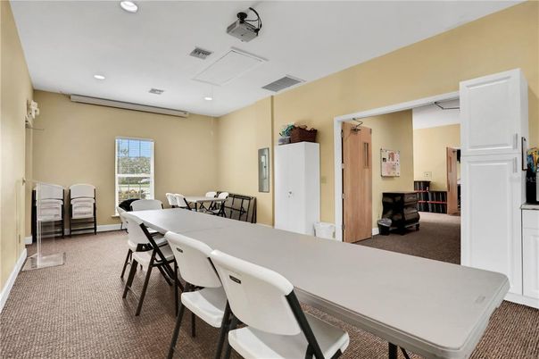 Dining room, Interior, Recessed Lighting