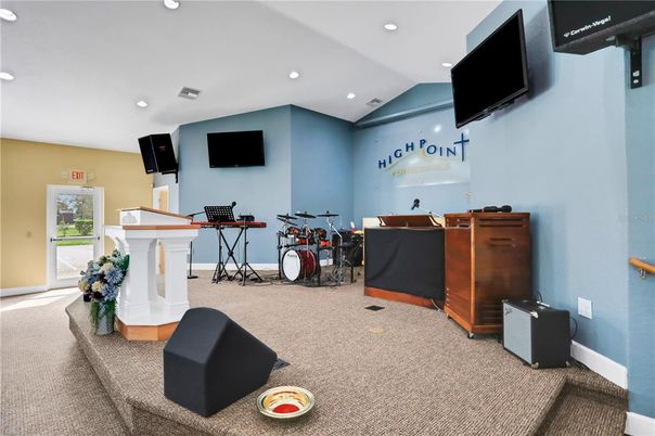 Fitness Equipment, Interior, Recessed Lighting