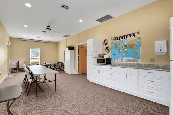 Dining room, Interior, Recessed Lighting