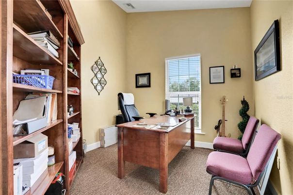 Home Office, Interior