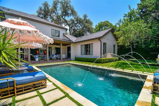 Exterior, Pool