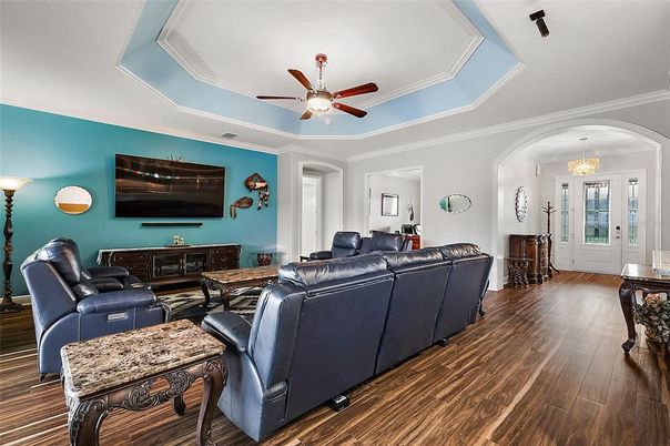 Chandelier, Dining room, Interior, Living room, Wood Texture Flooring