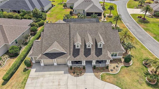 Exterior, Drone