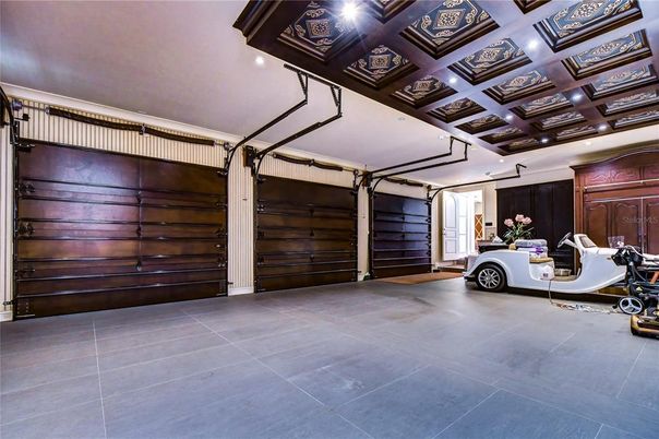Garage, Interior, Recessed Lighting