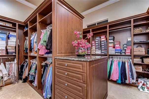Interior, Walk-in Closets