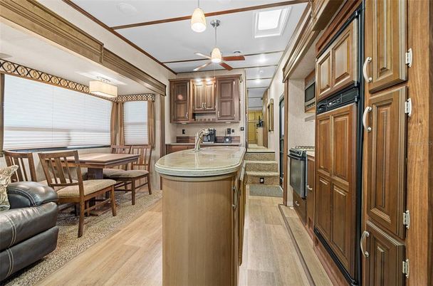 Dining room, Interior, Kitchen, Recessed Lighting, Wood Texture Flooring